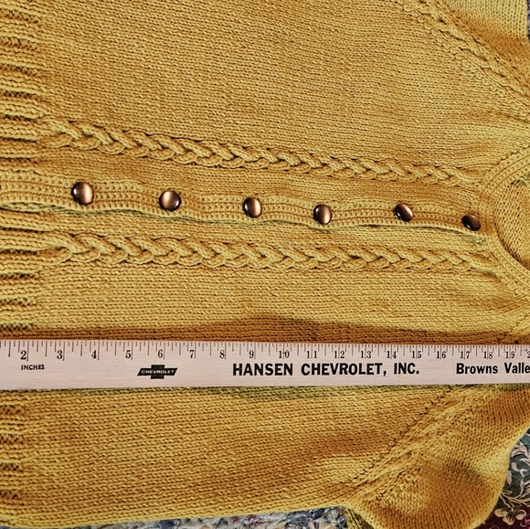 Vintage Sweater - Picture 4 of 6